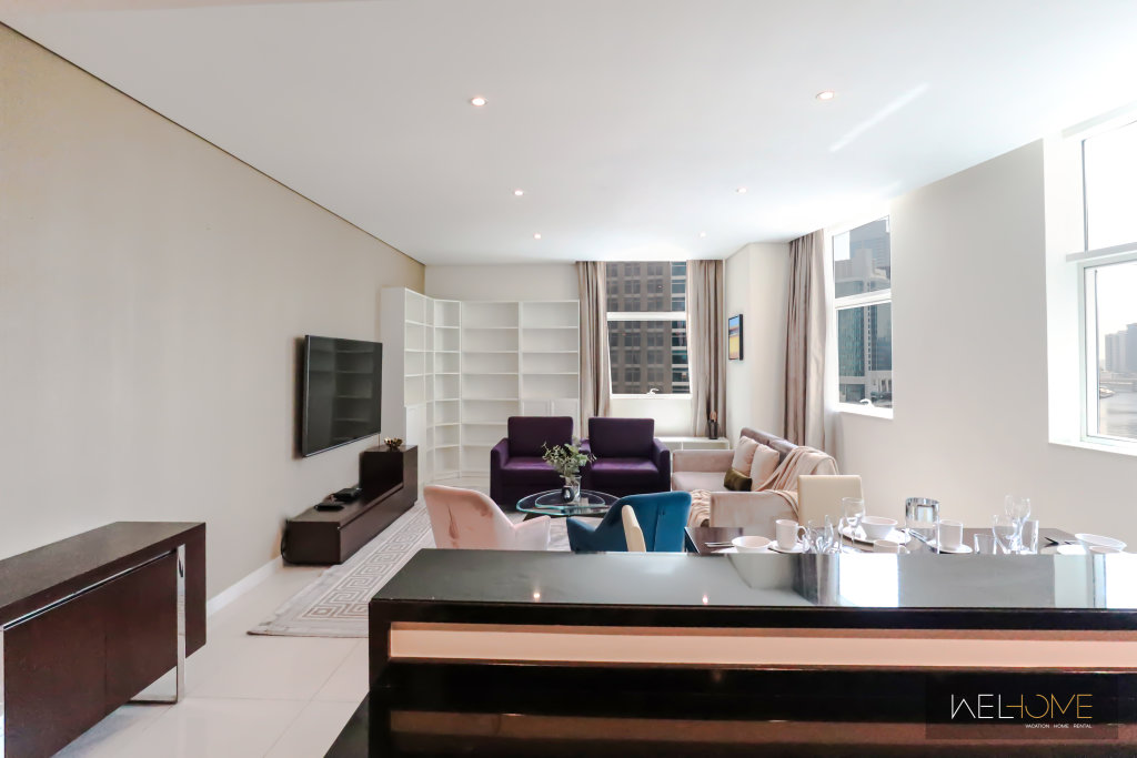 Дубай: Апартаменты WelHome - Luxury Living in Business Bay 2BR + Maid's Room