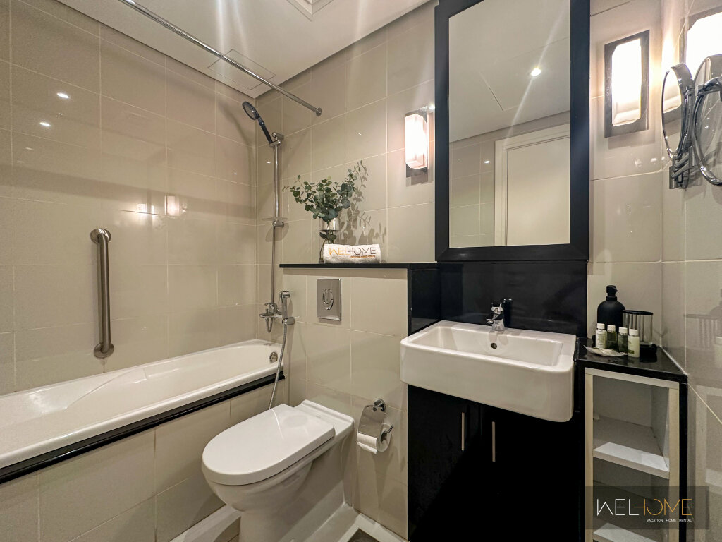Дубай: Апартаменты WelHome - Luxury Living in Business Bay 2BR + Maid's Room