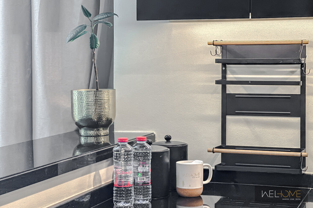 Дубай: Апартаменты WelHome - Luxury Living in Business Bay 2BR + Maid's Room
