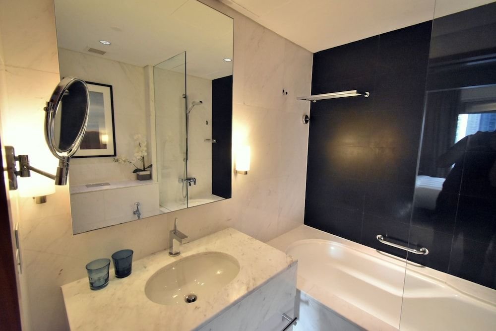 Дубай: Cute Studio At The Address Dubai Mall