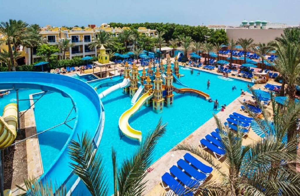 Хургада: Chalet Hostgool Chalets in Mirage Bay Resort & Aqua Park