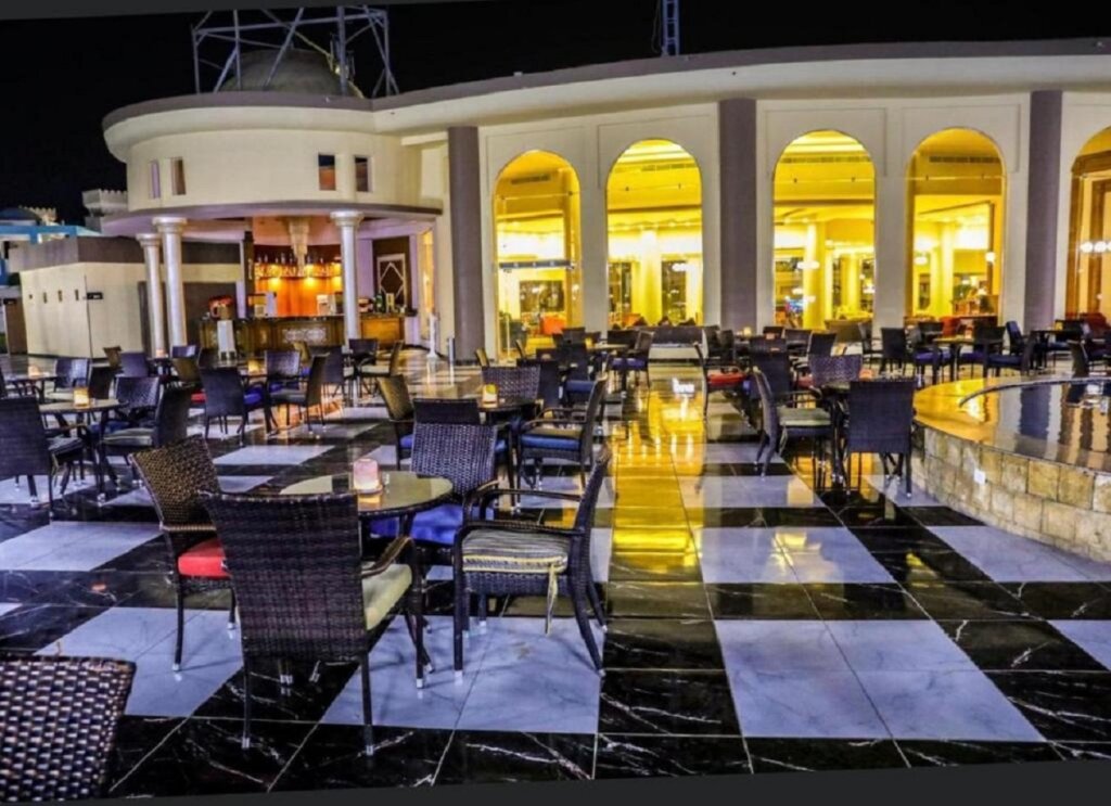 Хургада: Chalet Hostgool Chalets in Mirage Bay Resort & Aqua Park