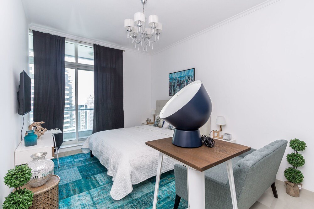 Дубай: Apartamentos Dhh Botanica Tower