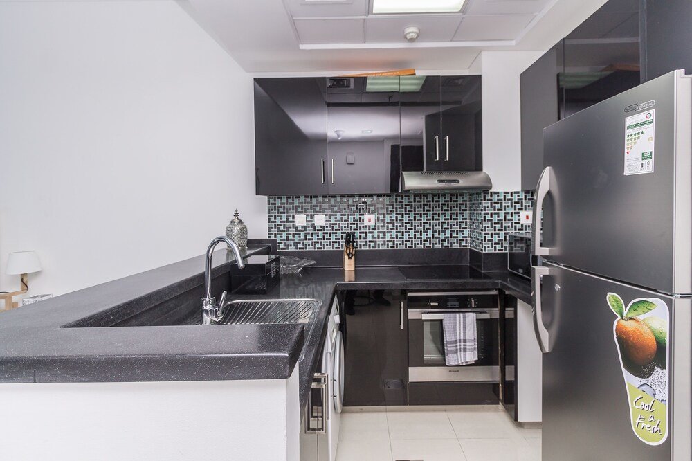 Дубай: Apartamentos Dhh Botanica Tower