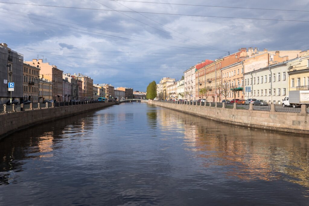 Санкт-Петербург: Апартаменты LetYourFlat Pushkin