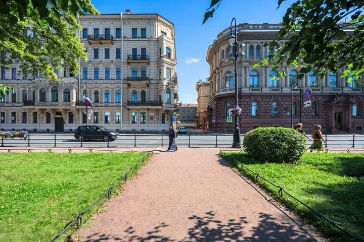 Санкт-Петербург: Апартаменты Welcome Home на Адмиралтейской набережной 6