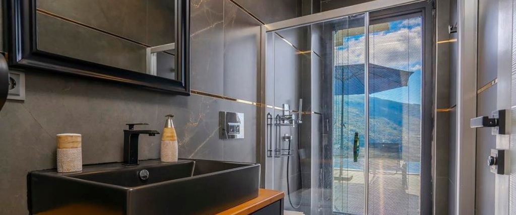 Исламлар: Villa Kobe