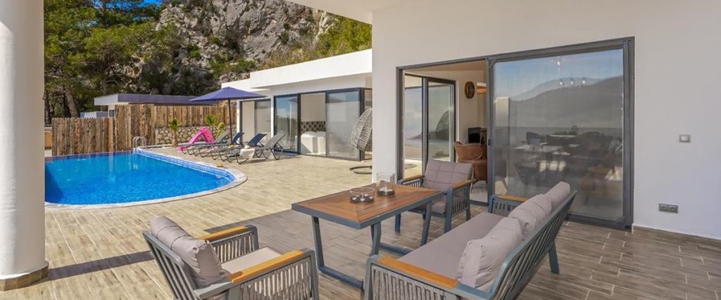 Исламлар: Villa Kobe