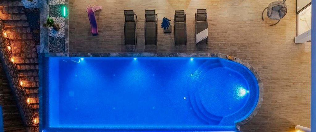 Исламлар: Villa Kobe