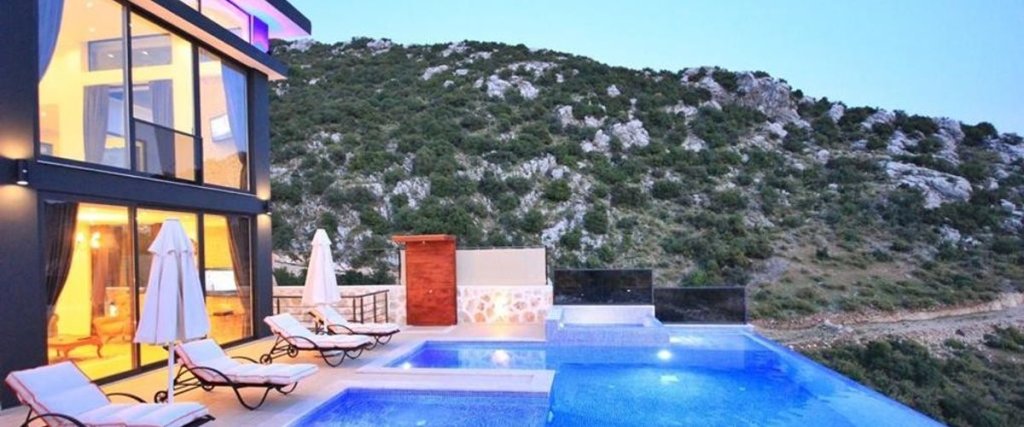 Исламлар: Villa Buğu