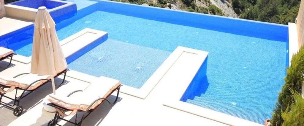 Исламлар: Villa Buğu