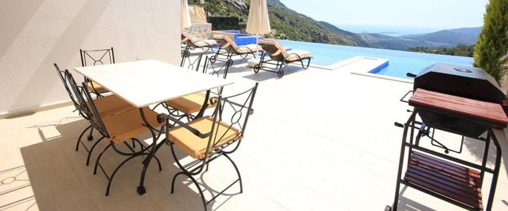 Исламлар: Villa Buğu