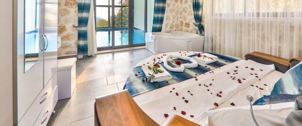 Исламлар: Villa Genevi