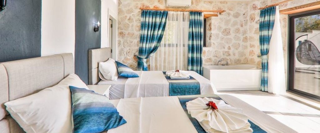 Исламлар: Villa Genevi