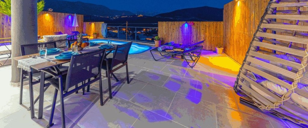 Ешилькёй: Villa Tuna