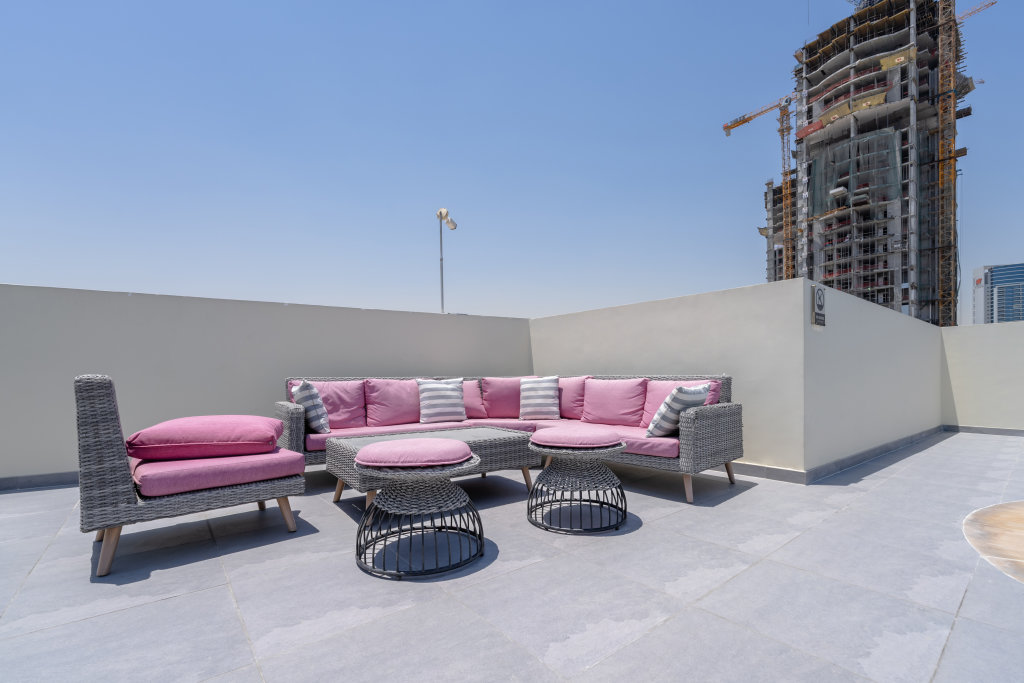 Дубай: АпартаментыMarco Polo Spacious Studio Lush Views & Huge Balcony JVT