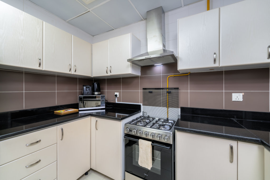 Дубай: АпартаментыMarco Polo Spacious Studio Lush Views & Huge Balcony JVT