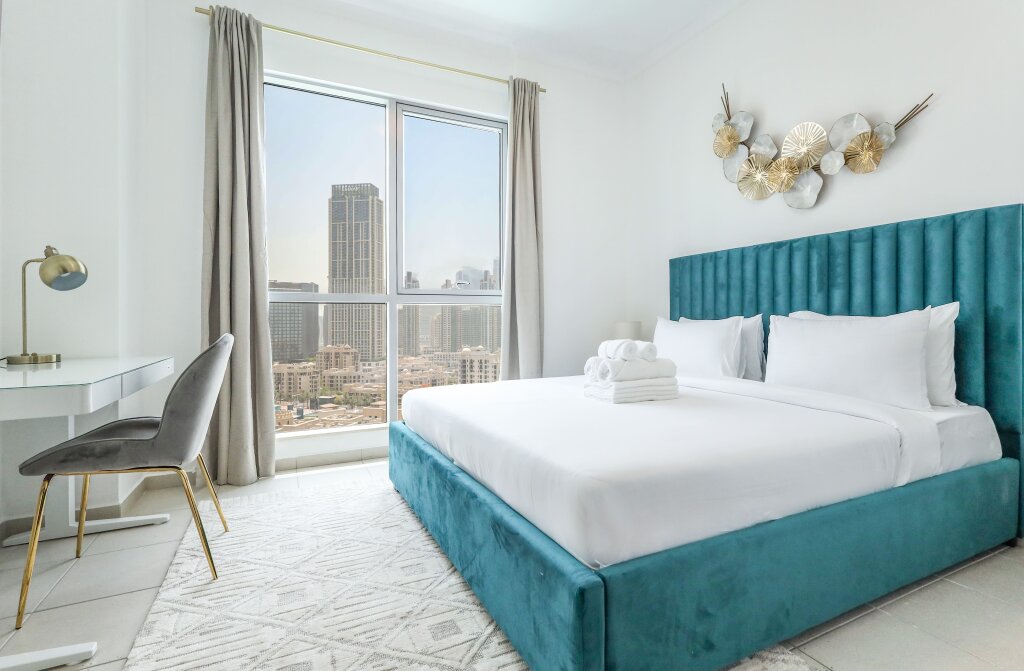 Дубай: Апартаменты Elite LUX Holiay Homes - Breathtaking Burj Khalifa Views 2 BHK in Downtown Dubai