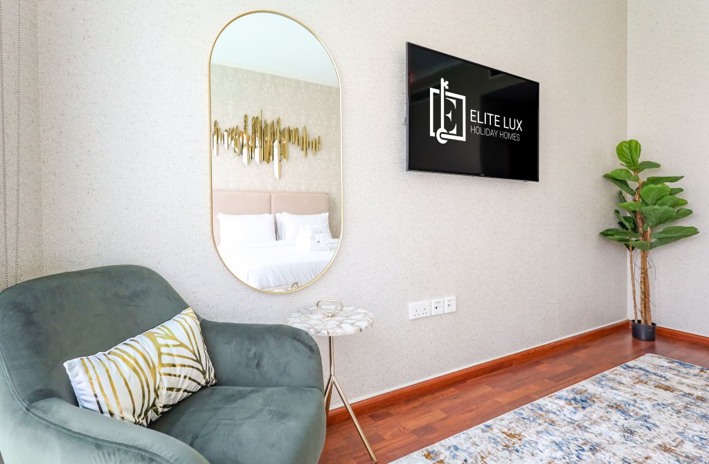 Дубай: Апартаменты Elite LUX Holiay Homes - Breathtaking Burj Khalifa Views 2 BHK in Downtown Dubai