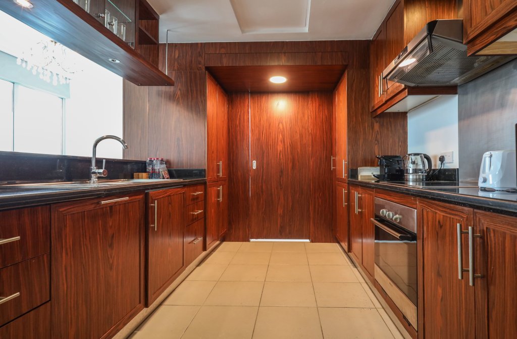 Дубай: Апартаменты Elite LUX Holiay Homes - Breathtaking Burj Khalifa Views 2 BHK in Downtown Dubai
