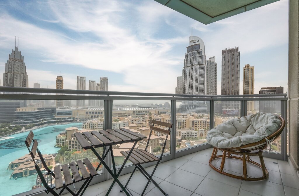 Дубай: Апартаменты Elite LUX Holiay Homes - Breathtaking Burj Khalifa Views 2 BHK in Downtown Dubai