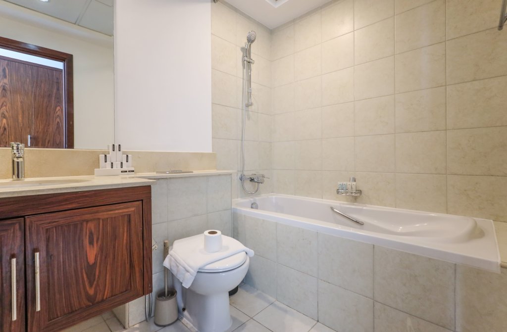 Дубай: Апартаменты Elite LUX Holiay Homes - Breathtaking Burj Khalifa Views 2 BHK in Downtown Dubai