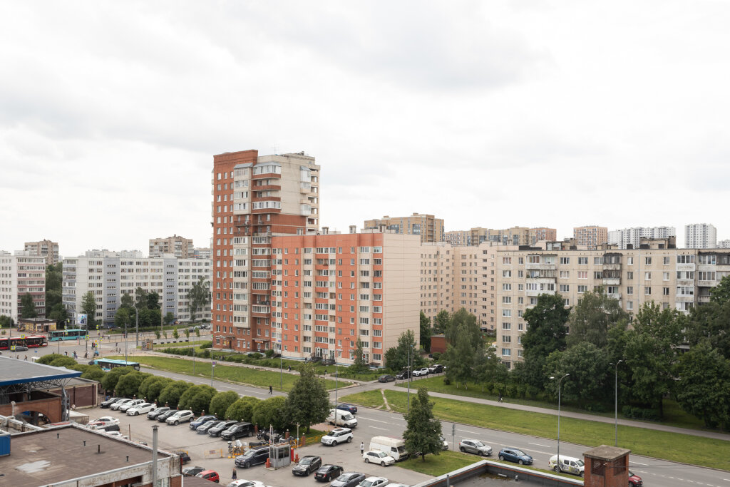 Санкт-Петербург: Квартира Тепло Дома у Метро Дыбенко