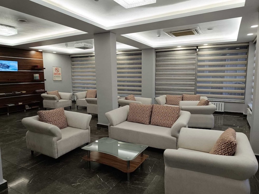 Конья: Pirotel Hotel