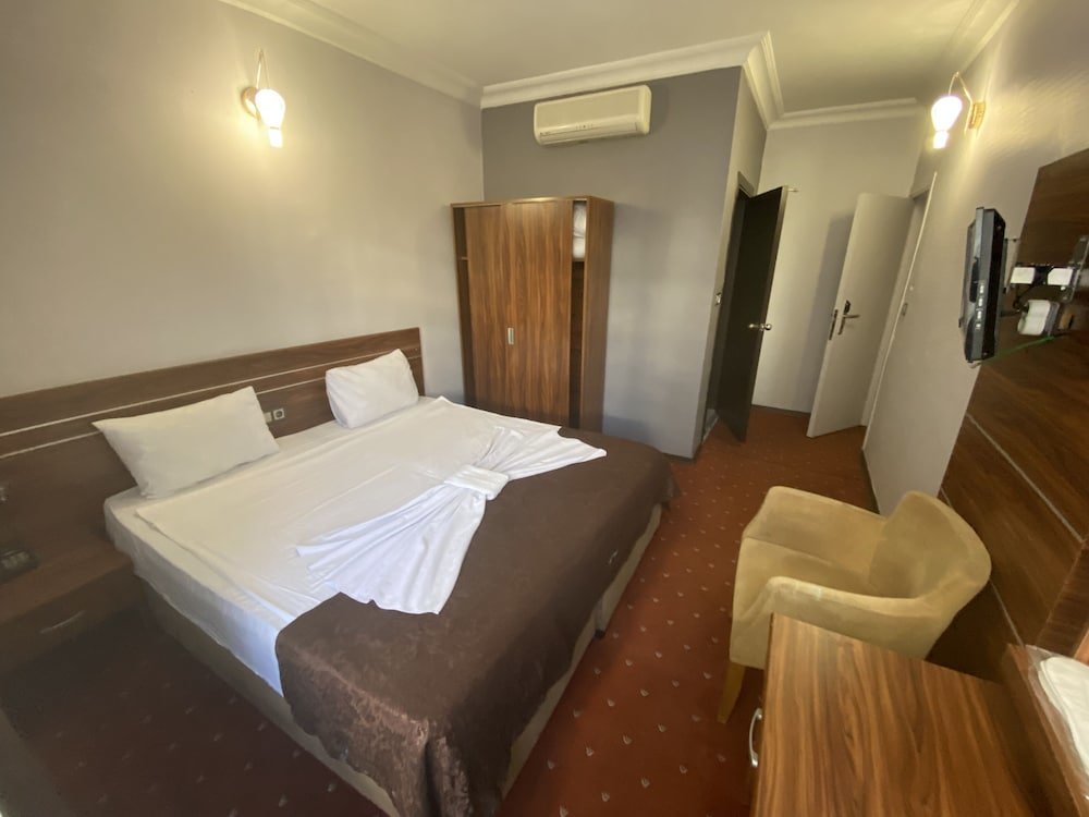 Конья: Pirotel Hotel