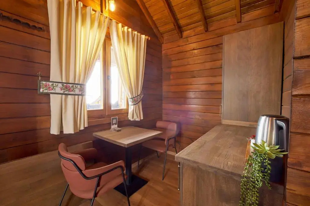 Кайели: Flora Handüzü Resort Bungalow