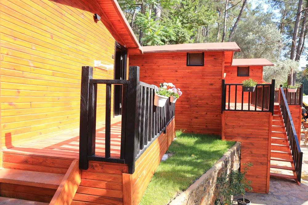 Кумлуджа: Robina Bungalov