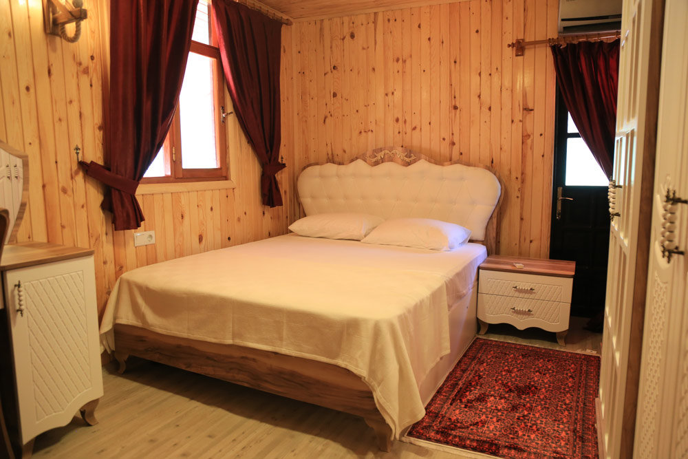 Кумлуджа: Robina Bungalov