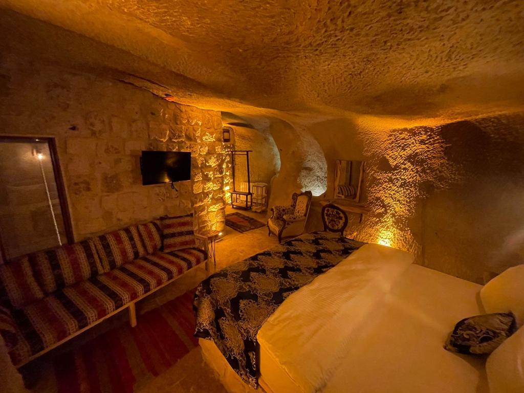 Невшехир: Lubberona Cave Cappadocia