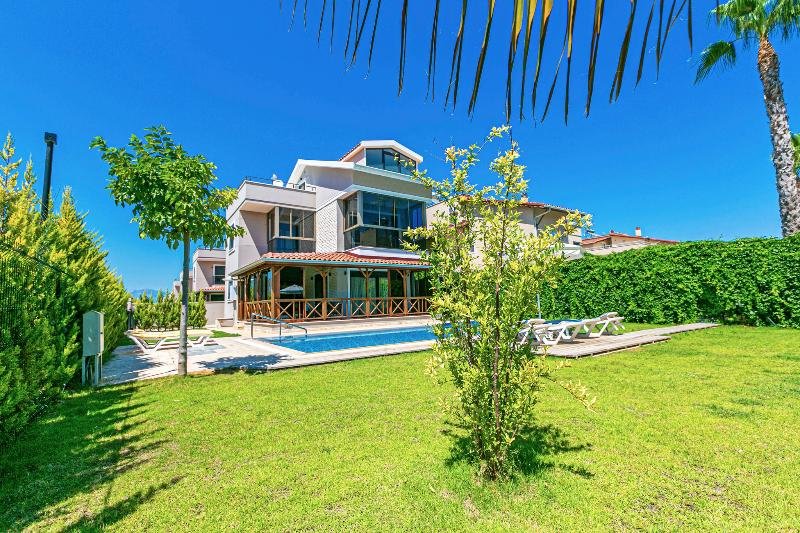 Белек: Paradise Town Villa Estella