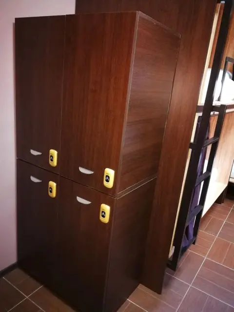 Санкт-Петербург: V&M Sleepbox Hostel