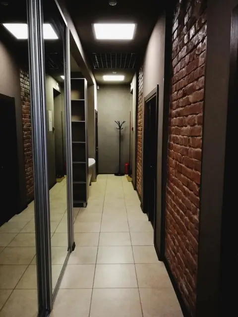 Санкт-Петербург: V&M Sleepbox Hostel