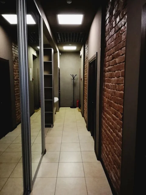 Санкт-Петербург: V&M Sleepbox Hostel