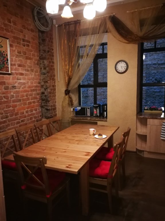 Санкт-Петербург: V&M Sleepbox Hostel