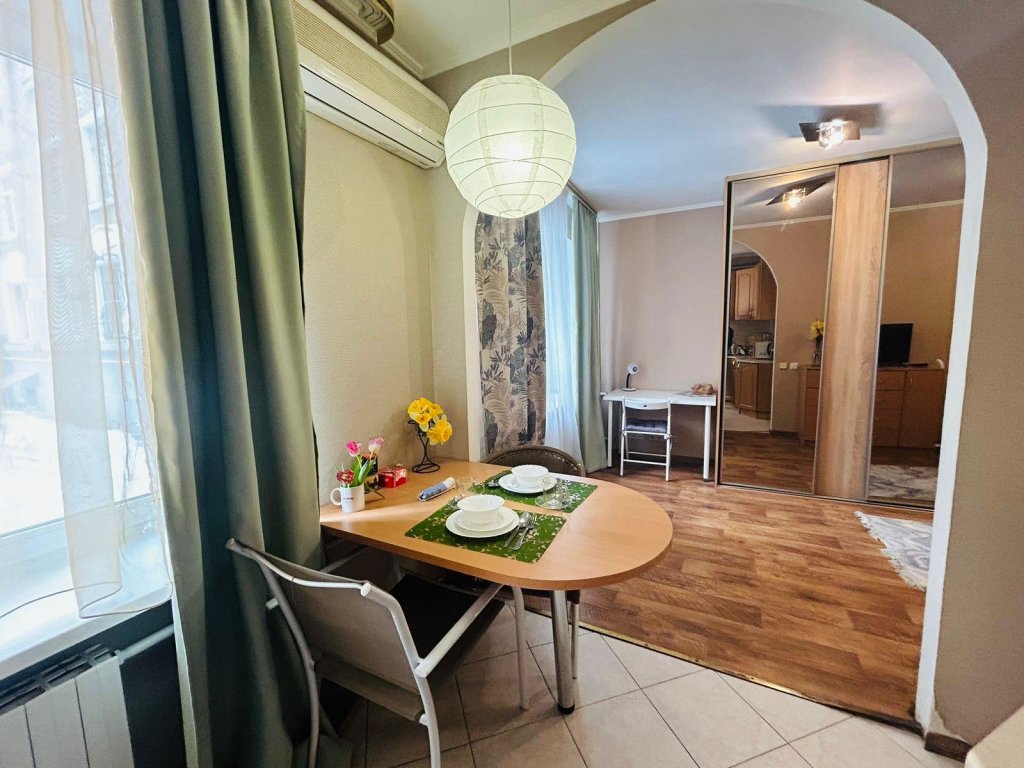 Москва: Apartament City (Апартамент Сити) на переулке Дохтуровский