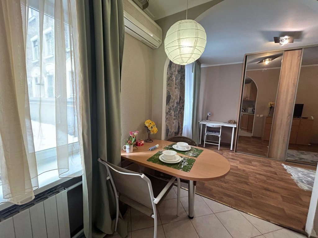 Москва: Apartament City (Апартамент Сити) на переулке Дохтуровский
