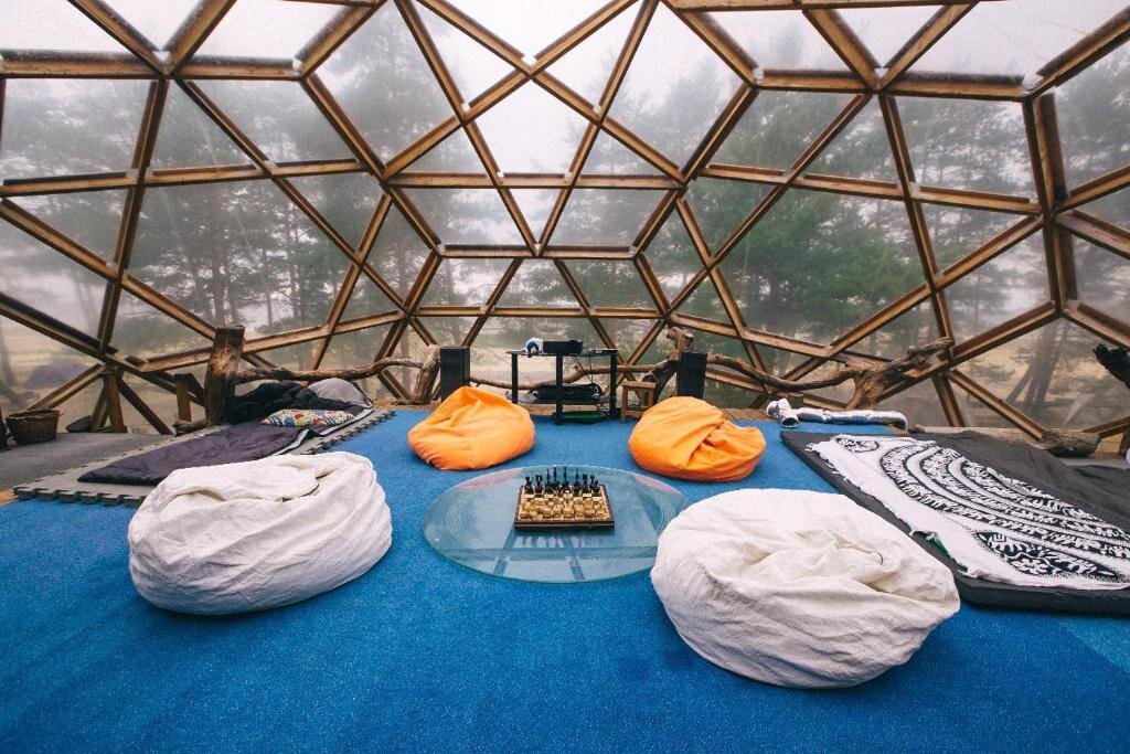 Сосновый Бор: Сёрф-станция Wind Hunters Station (Винд Хайнтерс Стейшен)
