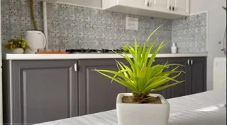 Москва: Комфорт Апартаменты Lora Home на Пражской