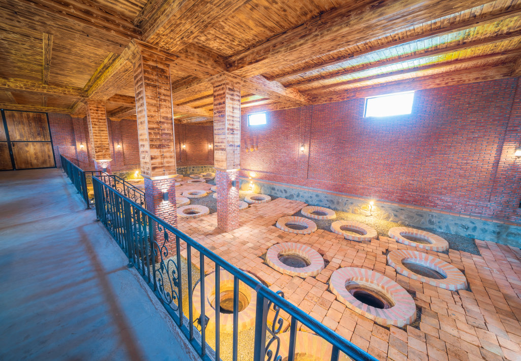 Кварели: Отель Burki Castle & Cellar