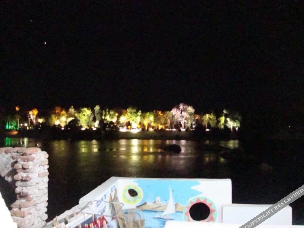 carousel image 3