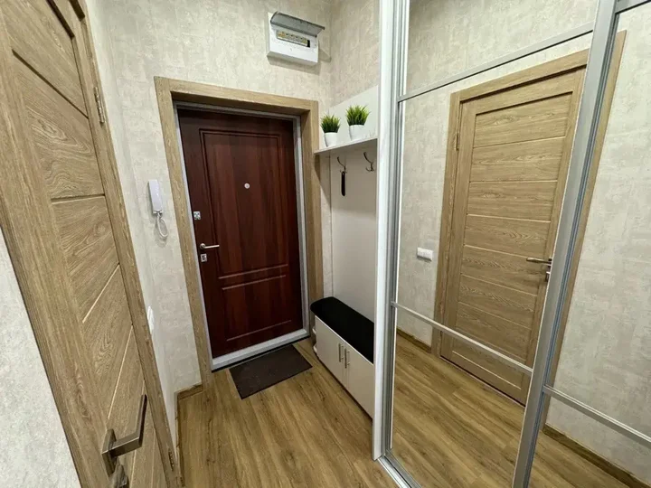 Кемерово: Студия СИБИРЬ HOUSE   в новом Жилом Комплексе