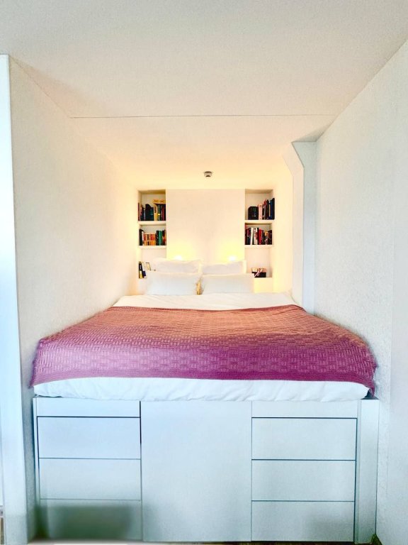 Квартира Уютная Студия White Room в PtzHome — фото 2