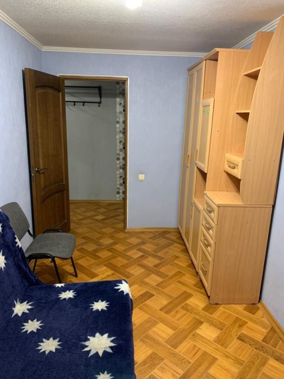Новочеркасск: 2-к. Квартира на Баклановском проспекте 126