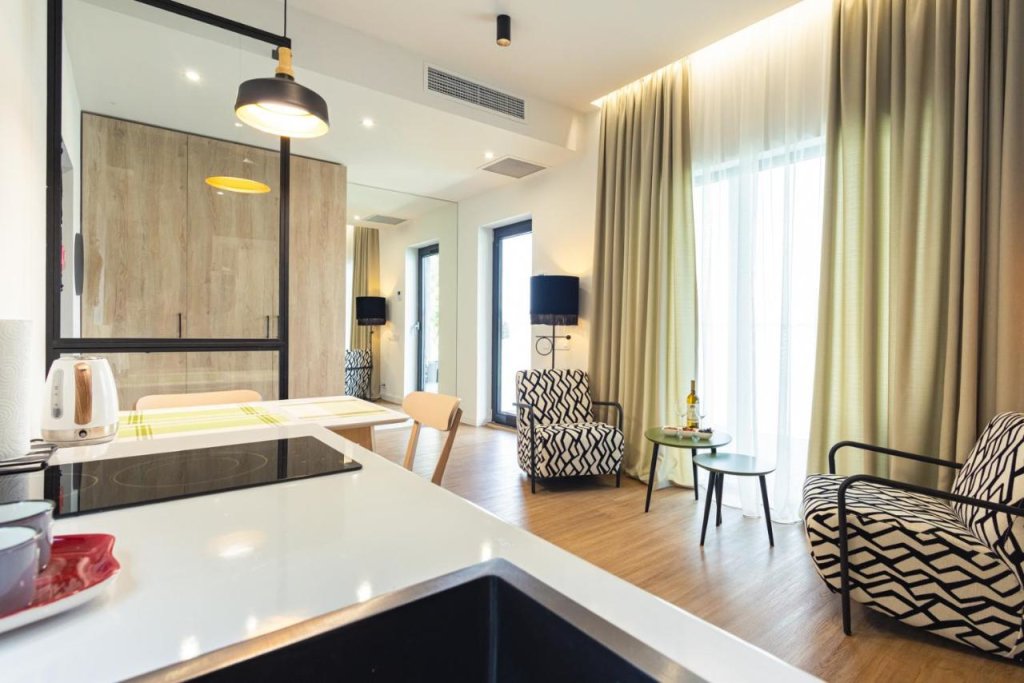 Кварели: Apartment hotel Kundzuli
