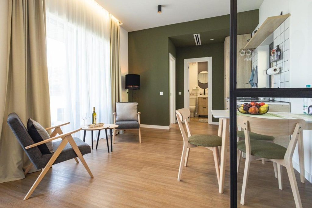 Кварели: Apartment hotel Kundzuli