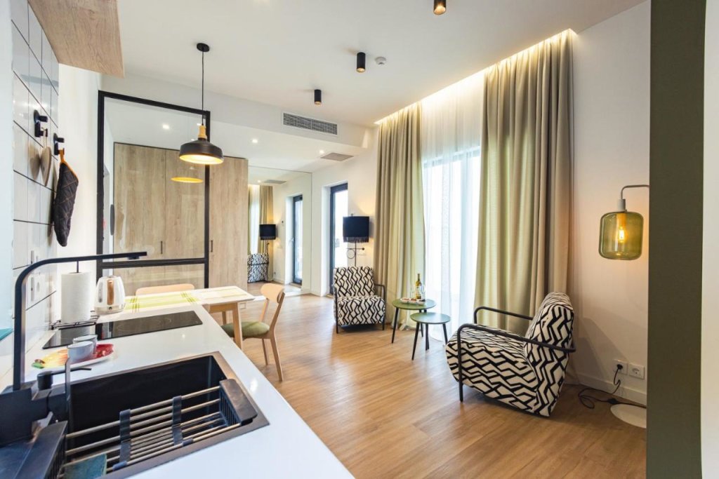 Кварели: Apartment hotel Kundzuli